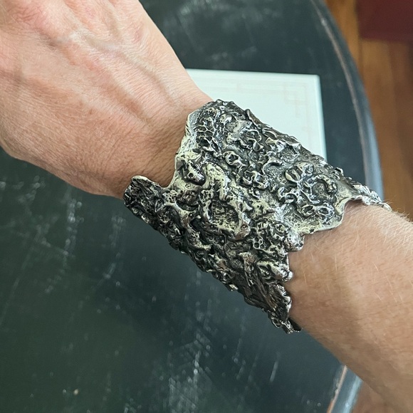Alexander McQueen Molten Cuff Bracelet - Picture 1 of 15